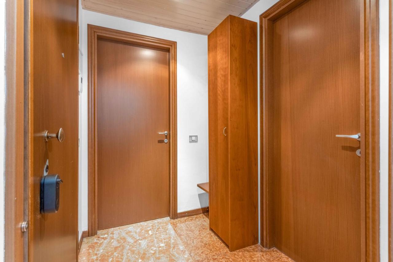 Zona Navigli - Smart House Con Tv 50 E Fast Wifi Milan