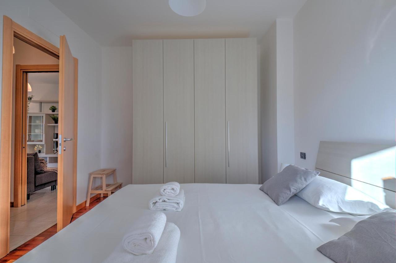 Apartment New With Terrace - Pampuri 7 *