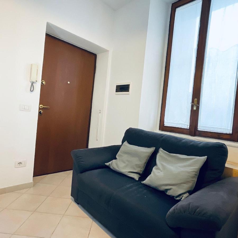 Central Flats Di Adriano Torregrossa Apartment Milan