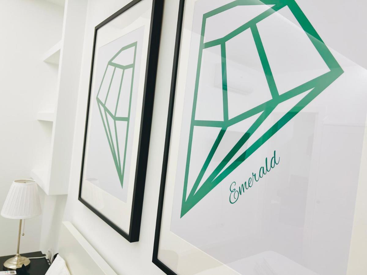 The Boutique Houses - Emerald * Milano