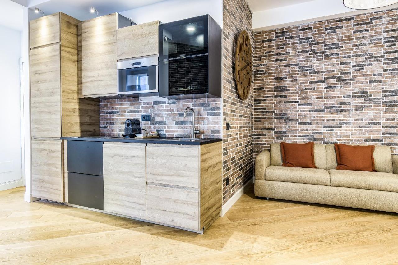 Beplace In San Babila Apartment Milan