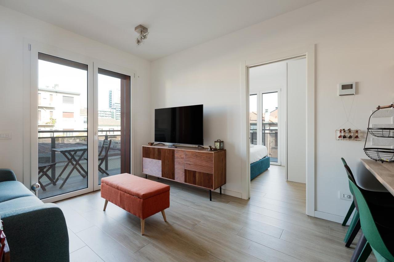 Renovated Politecnico Terrace Apt Apartamento Milão
