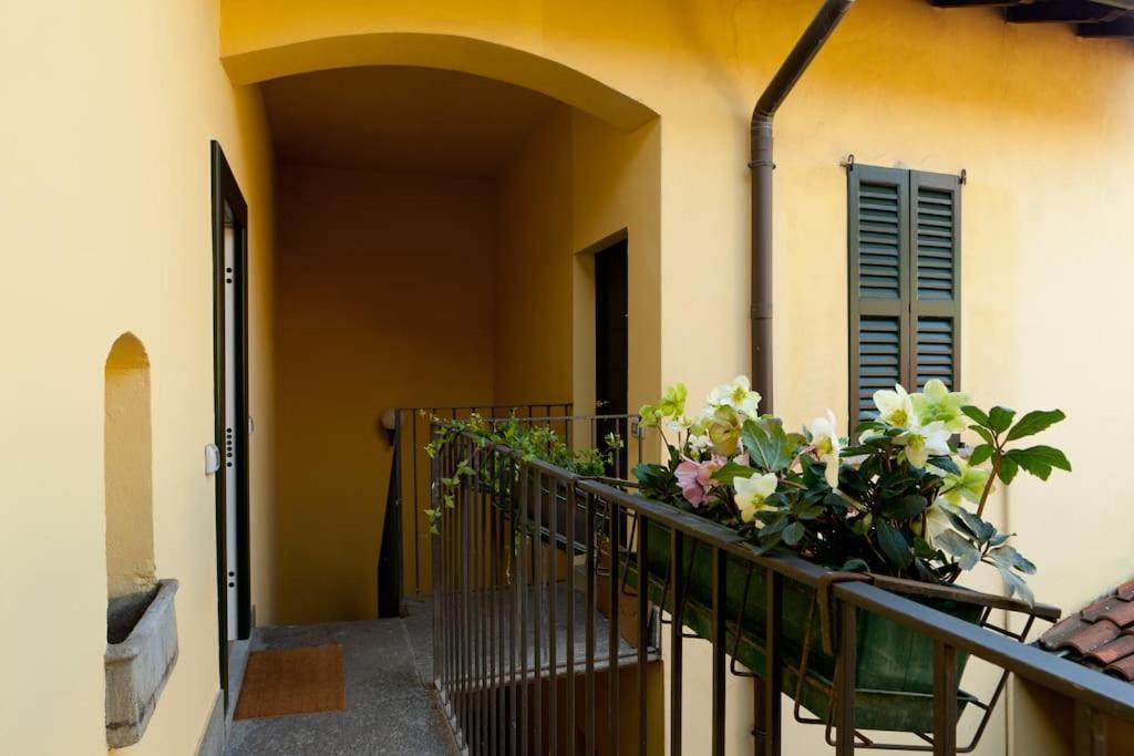 Lovely Flat With Park View Apartment *