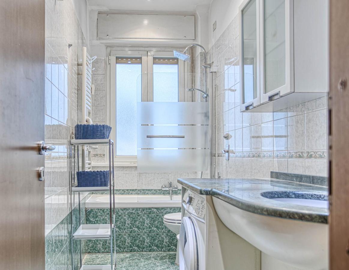 Apartment Altido Lovely Flat With Balcony Milan