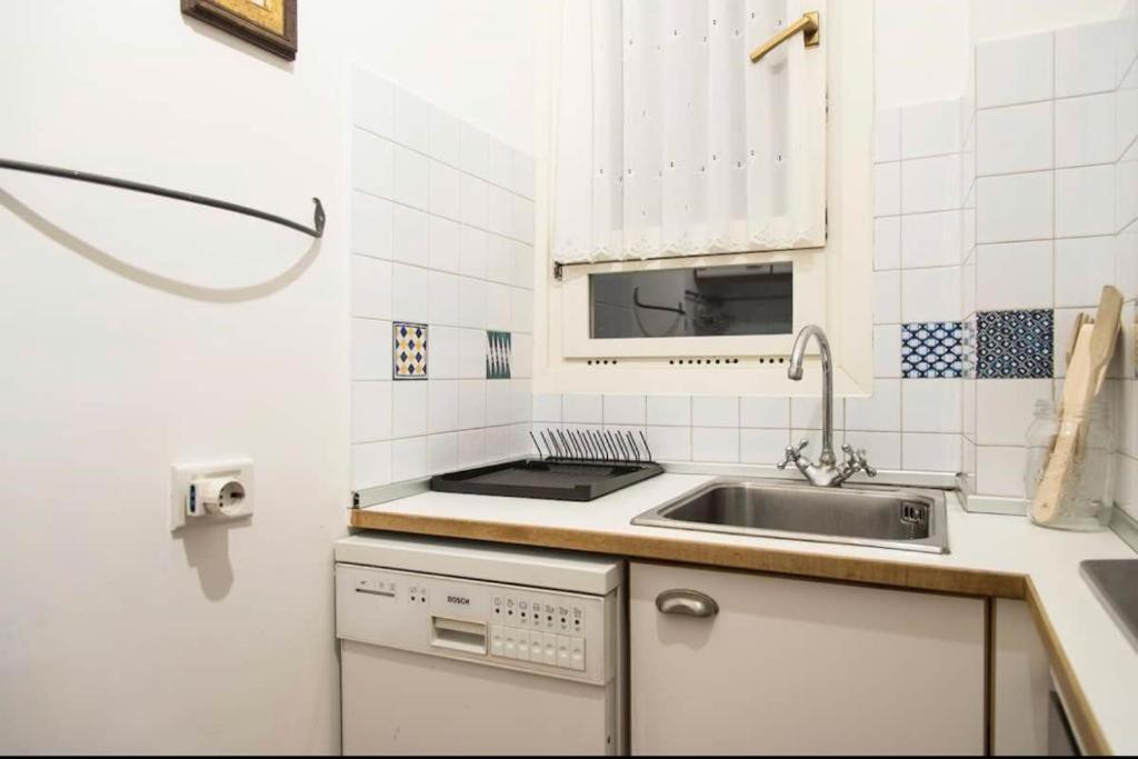 Joivy Classic Flat Near Basilica Di Sant'ambrogio Appartamento