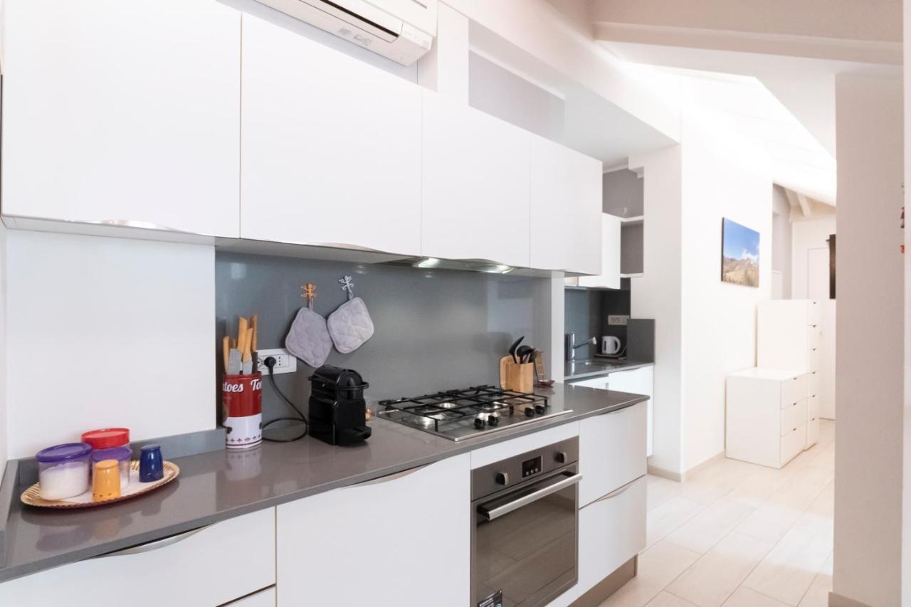 Mansarda Cola Apartamento Milão