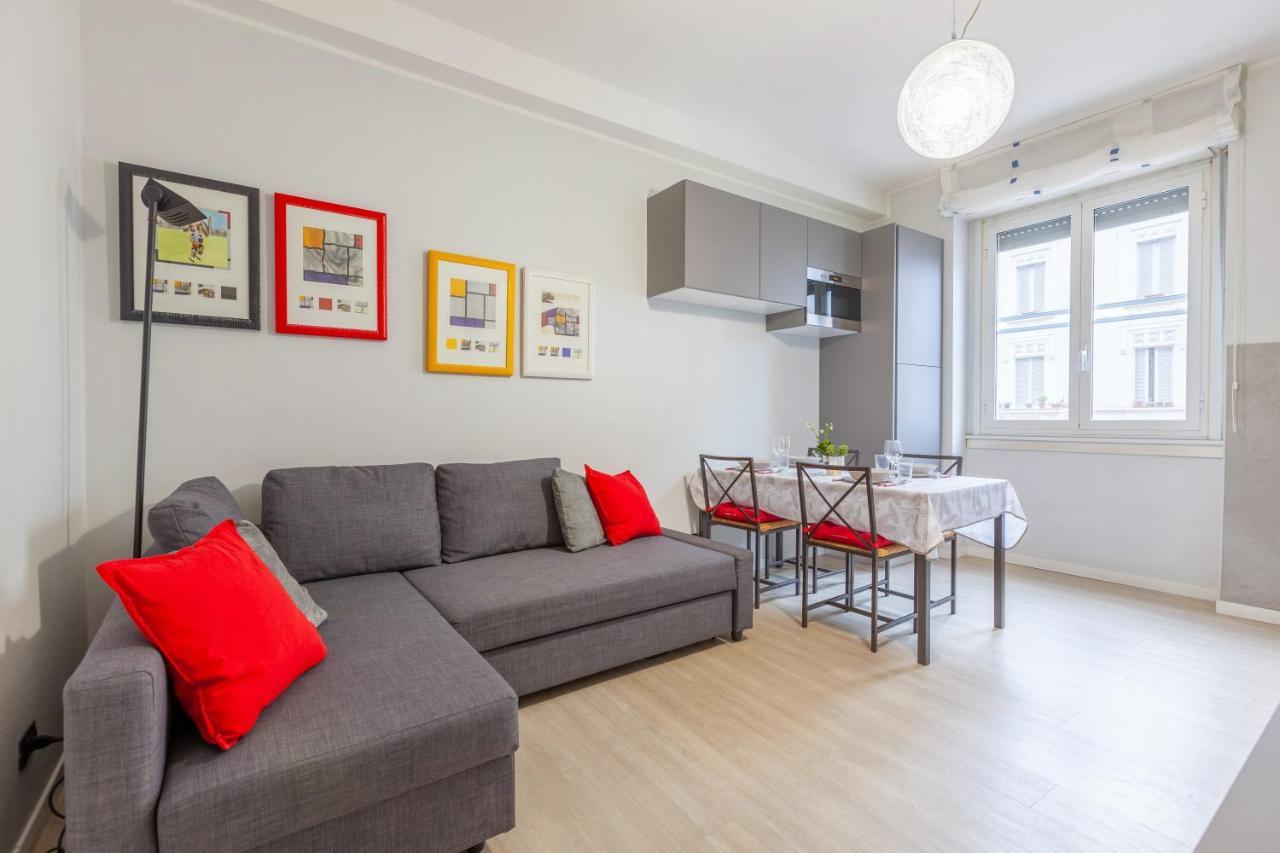 Darsena Navigli Apt - 800 M Far From P.ta Genova M2 Apartment