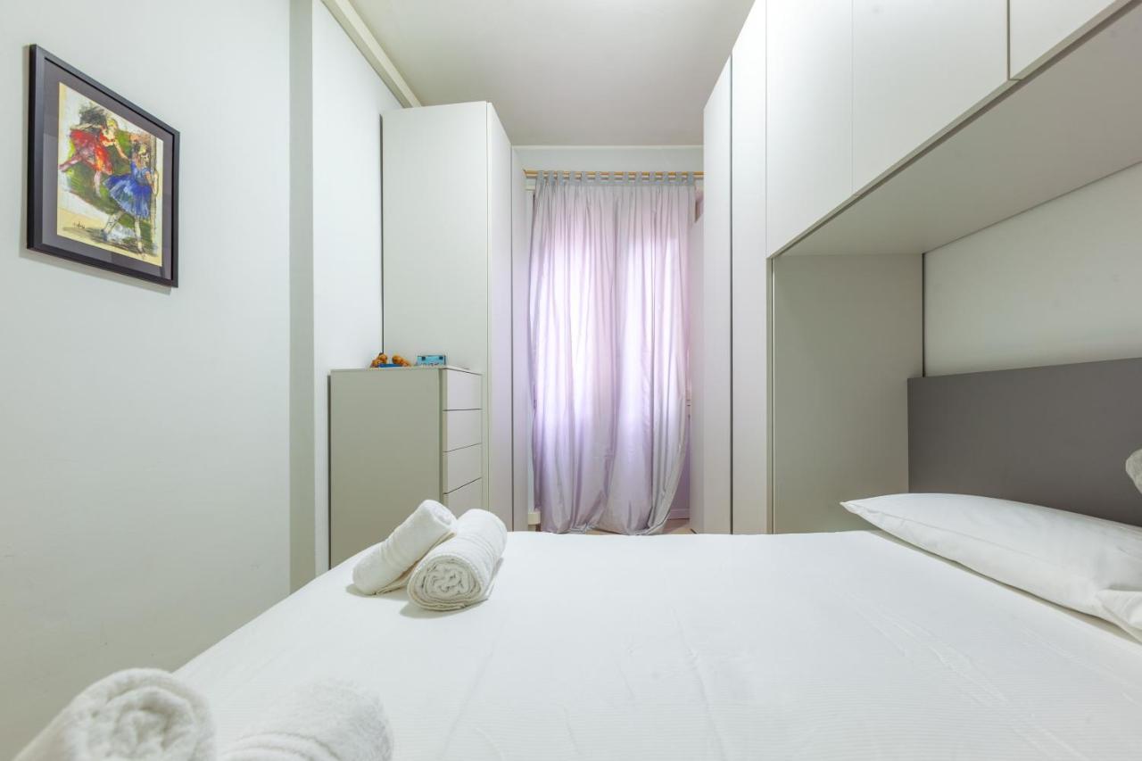 Darsena Navigli Apt - 800 M Far From P.ta Genova M2 Milan