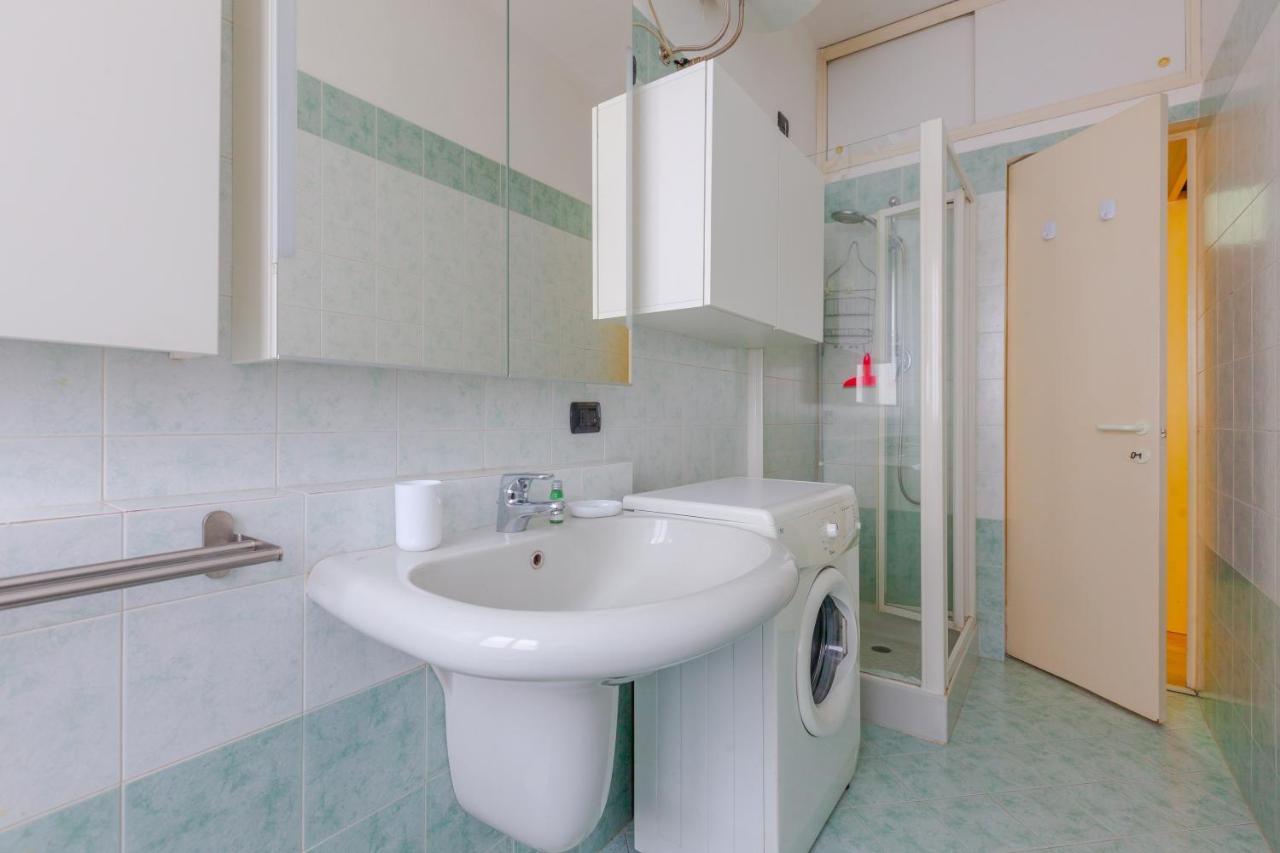 Darsena Navigli Apt - 800 M Far From P.ta Genova M2 Apartment