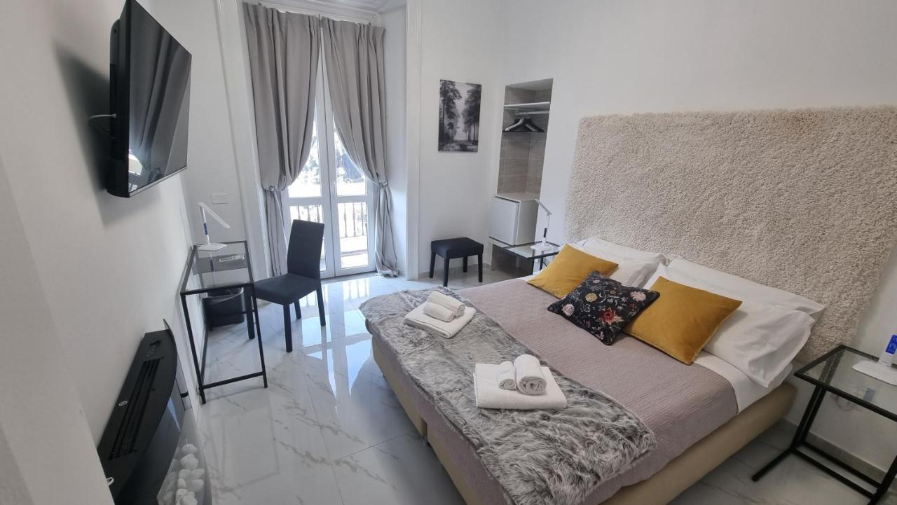 Casa Storica Piazza 5 Giornate Guest house *