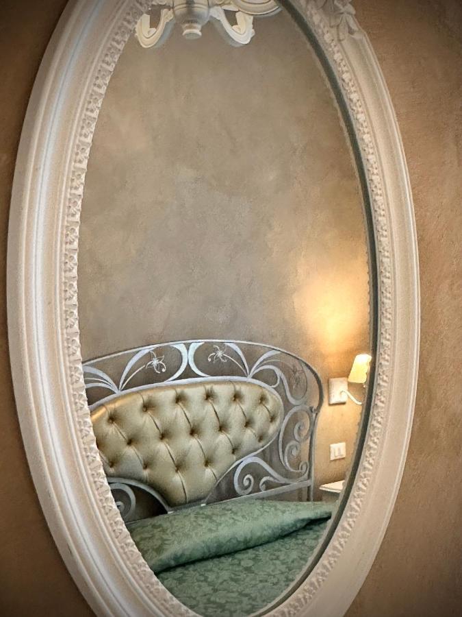 Boutique Calais * Milan