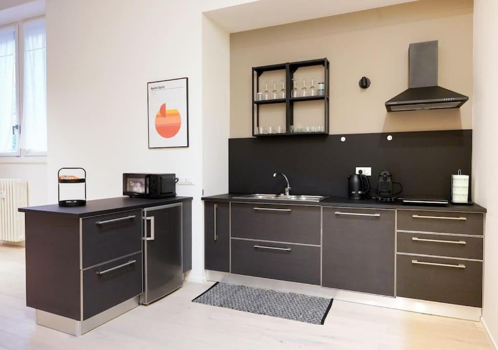 Navigli-bocconi Spazio Luce Design Apartment *