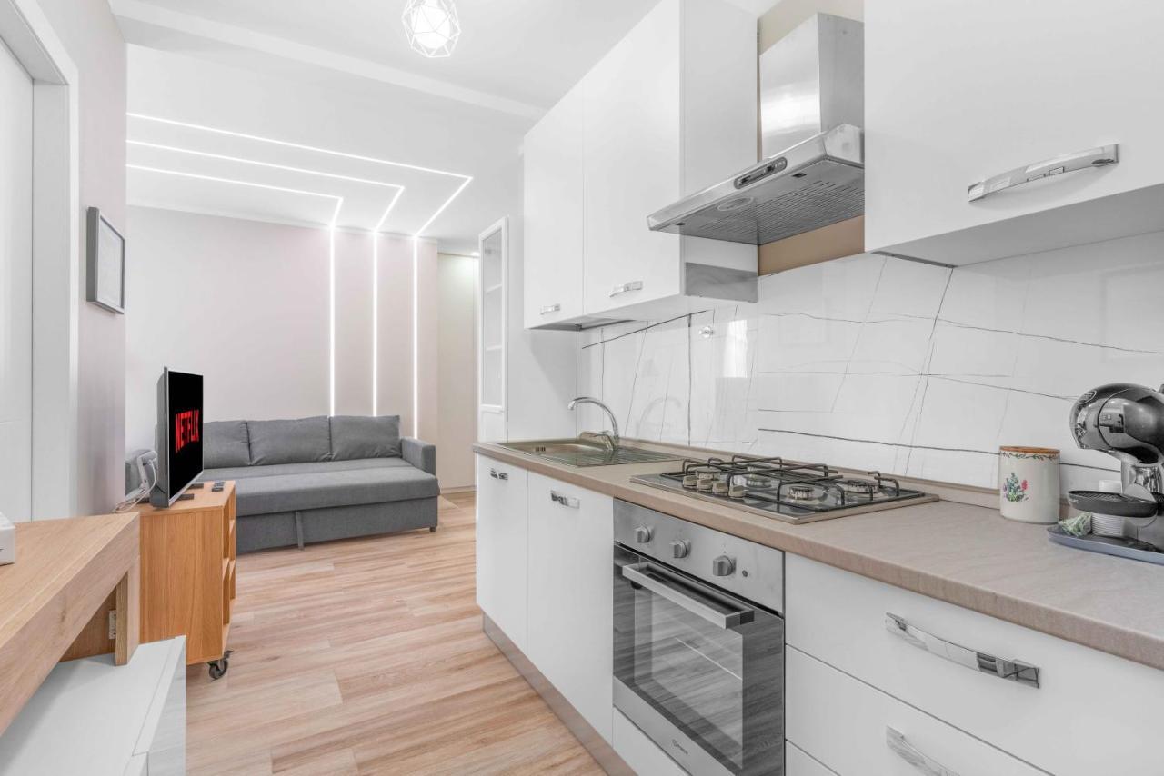 Bo13 -crescenzago- Bright - Wifi - Elegant Apartment