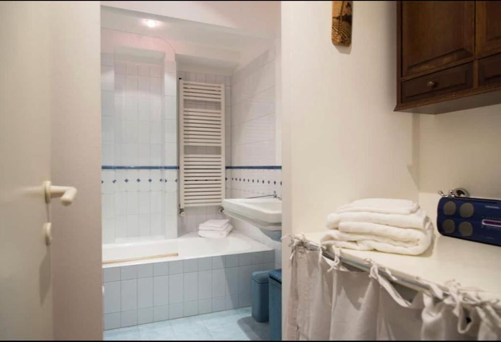 Appartamento Joivy Classic Flat Near Basilica Di Sant'ambrogio