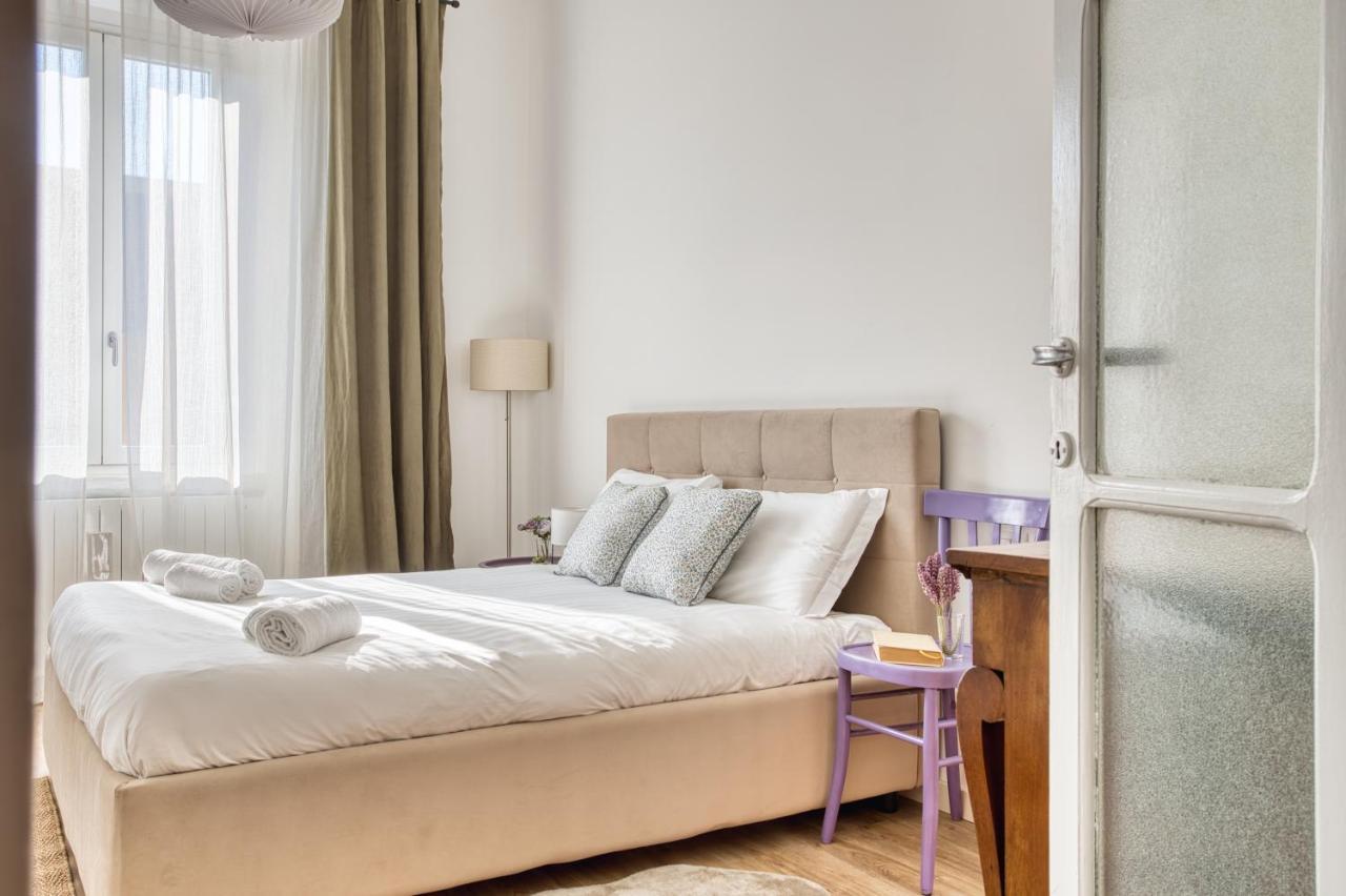 Apartment Joivy Chic Flat In De Angeli Milan