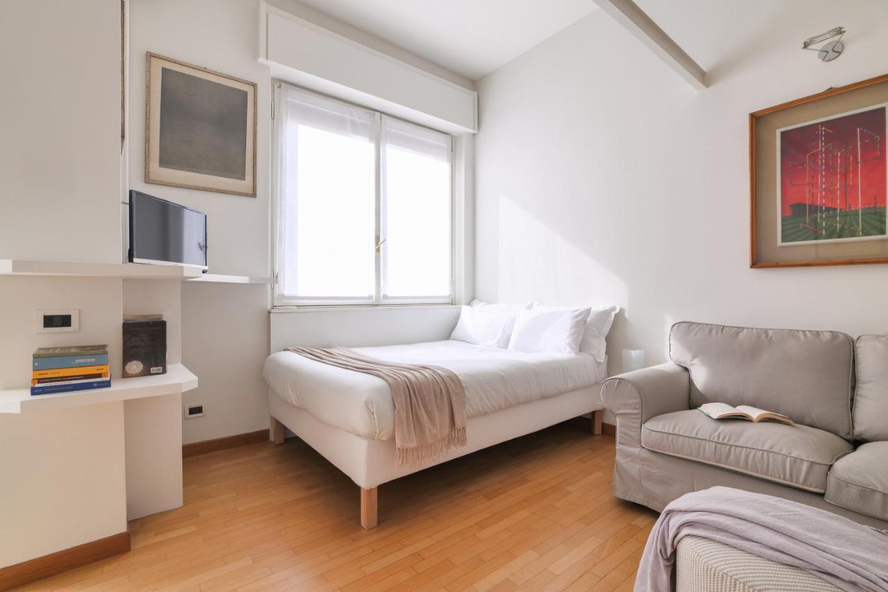 Contempora - Palermo 14 * Milan