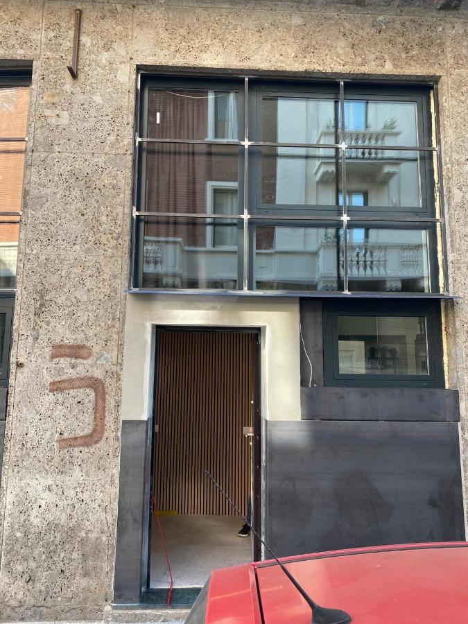 Loft Basic 2 Apartment Milan