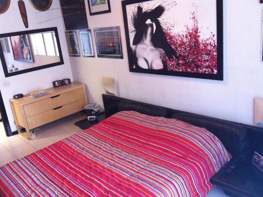 Two Beds In The Green Near The Fair Bed & Breakfast Milan