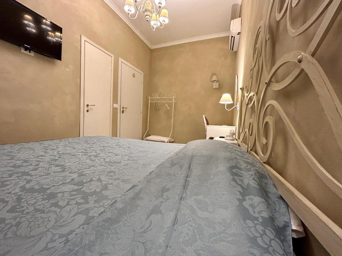 Boutique Calais Hotel