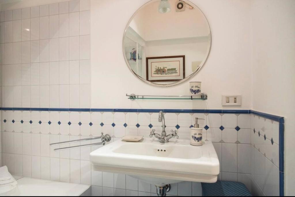 Appartamento Joivy Classic Flat Near Basilica Di Sant'ambrogio *