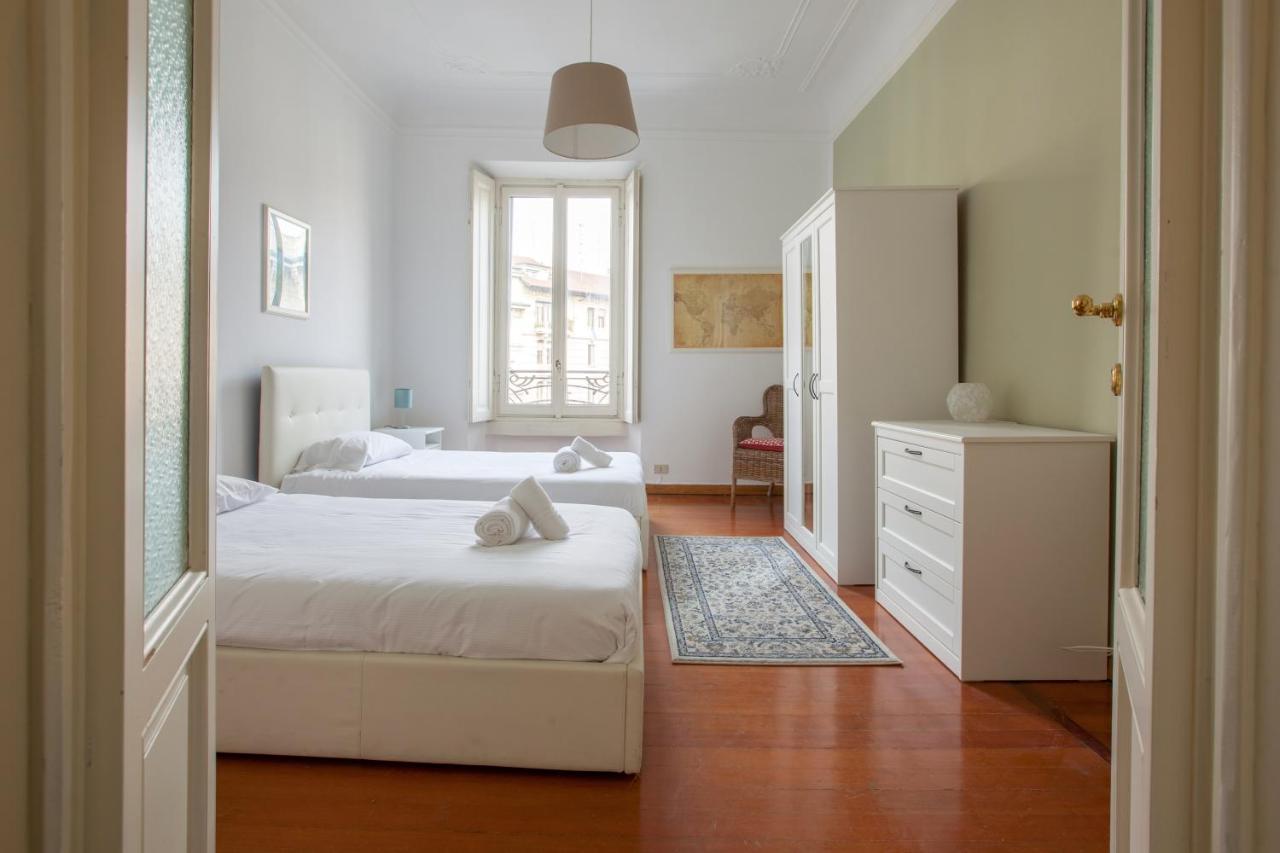 Apt With Balcony - 50 M Far From Pagano M1 Apartamento