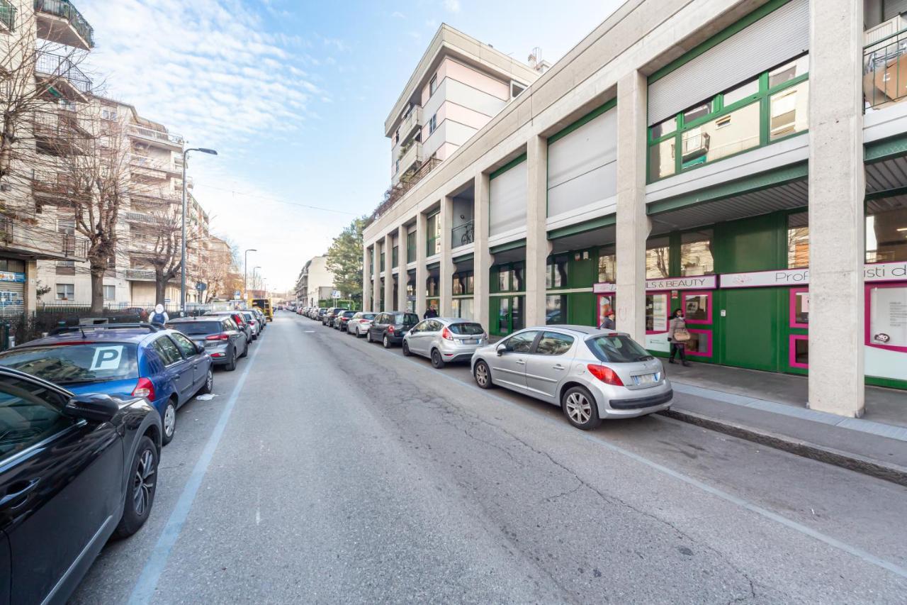 Cozy Apt - Private Parking & Terrace * Milan