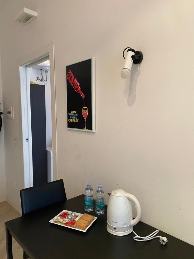 - Navigli - Via Savona Apartment