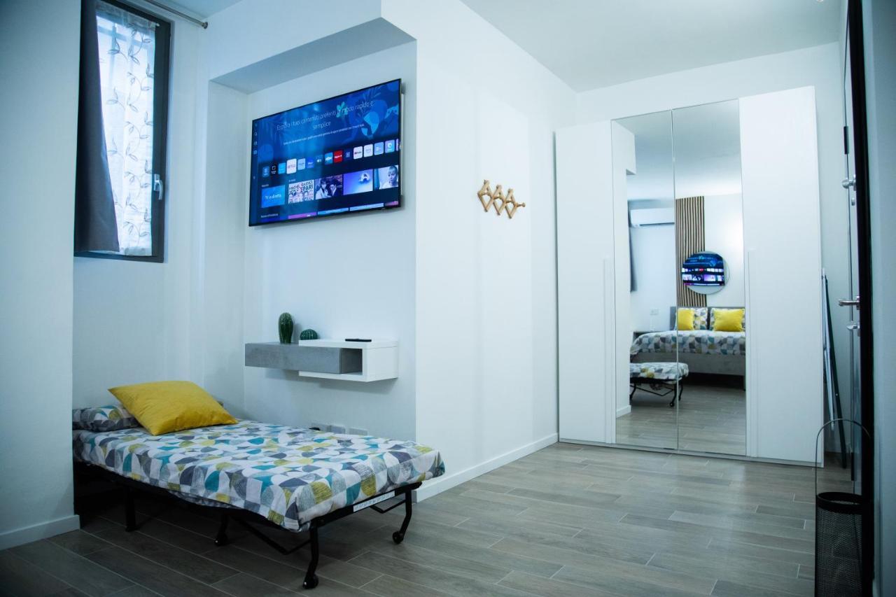Apartment 47 - Life *