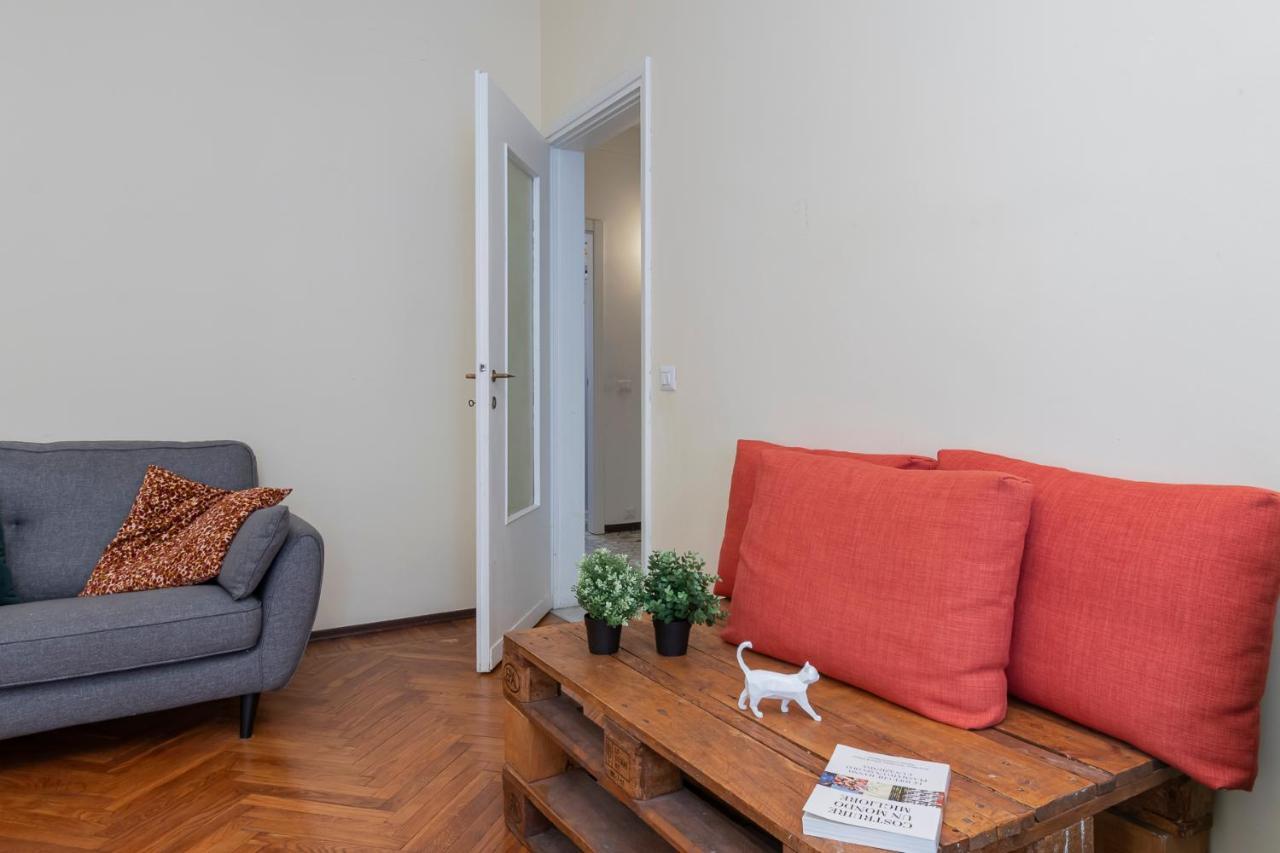 Apartment Renovated Close To Station Ponte Seveso 42 Milan