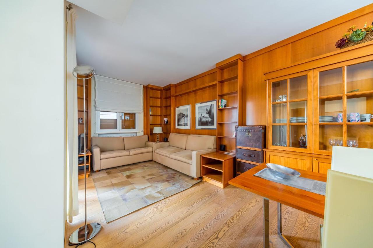Apartment Cozy Apt - Corso Vercelli & Conciliazione M1 *