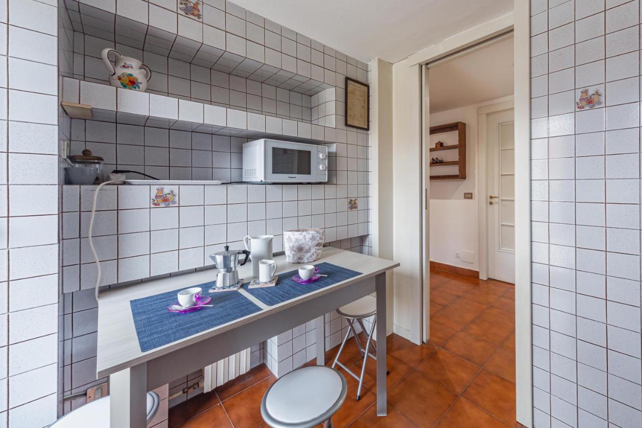 Cozy Apt With Terrace - 500 M Far From Zara M5 Apartment