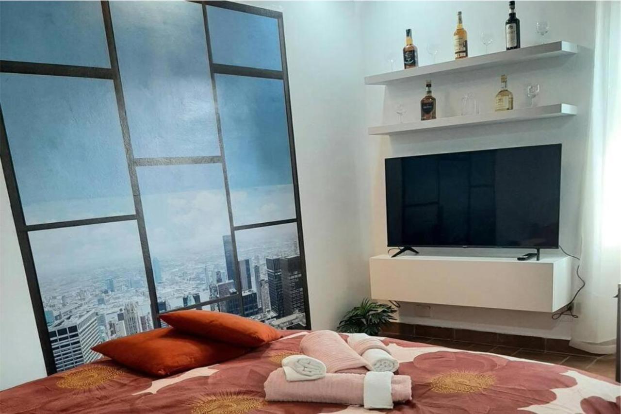 Il Rifugio Sui Navigli Con Garage Privato Gratuito Aria Condizionata & Wi-fi *