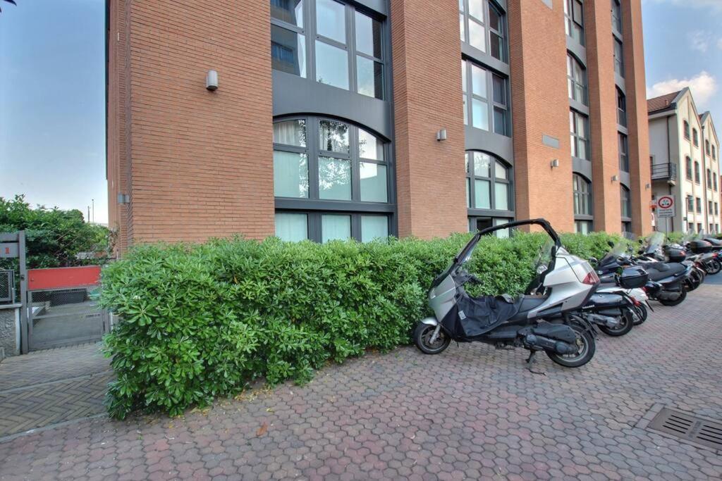 Design Loft - 5 Mins From Fondazione Prada Apartment Milan