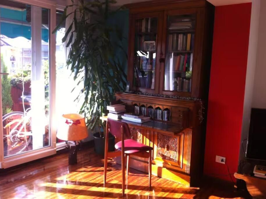 Apartment Quiet Cozy Attic Isola District *