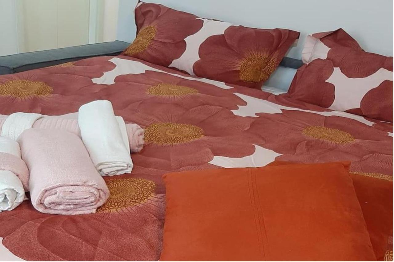 Il Rifugio Sui Navigli Con Garage Privato Gratuito Aria Condizionata & Wi-fi Apartamento Milão