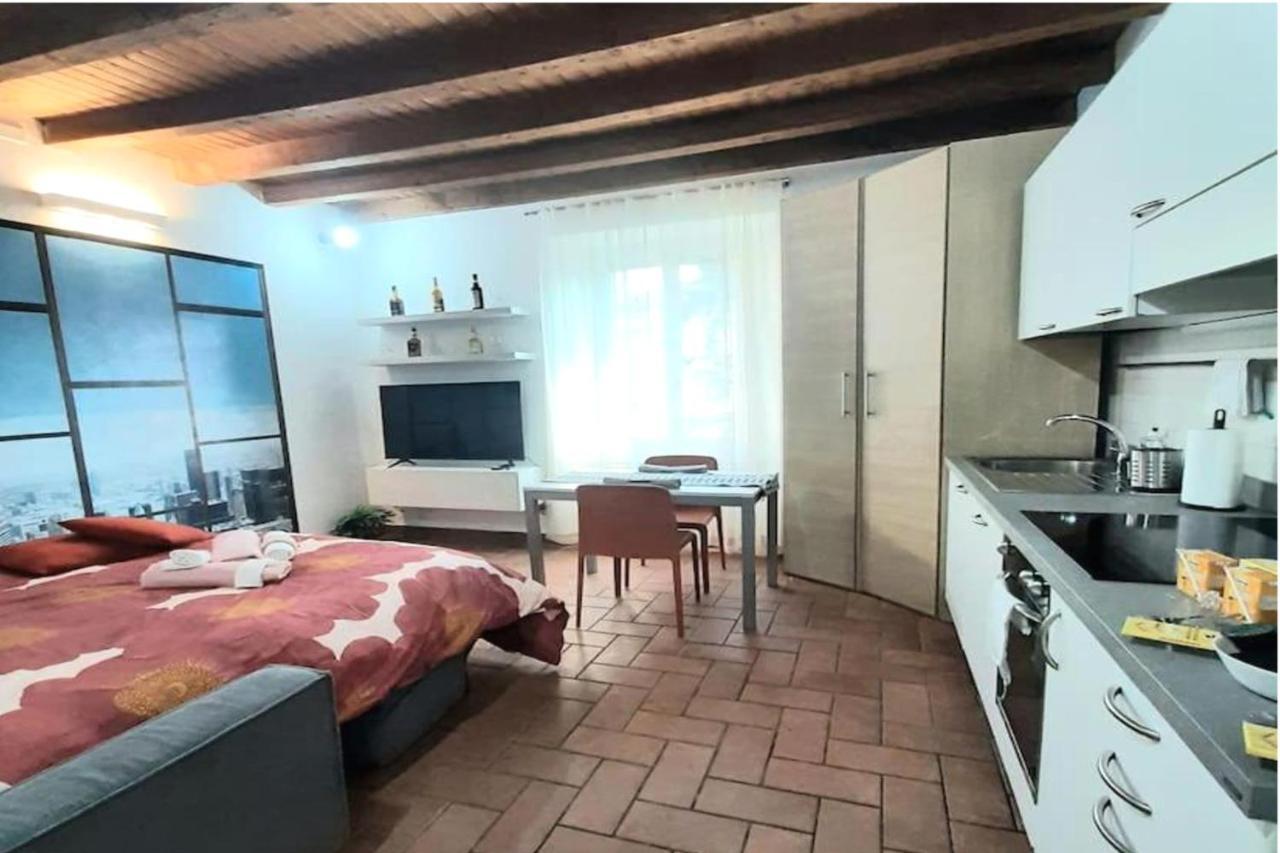 Apartamento Il Rifugio Sui Navigli Con Garage Privato Gratuito Aria Condizionata & Wi-fi