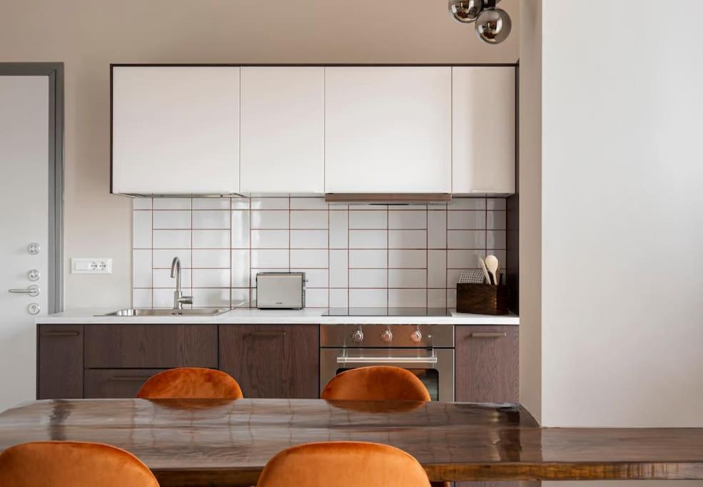 Blue & Orange House Lovely Modern Milano