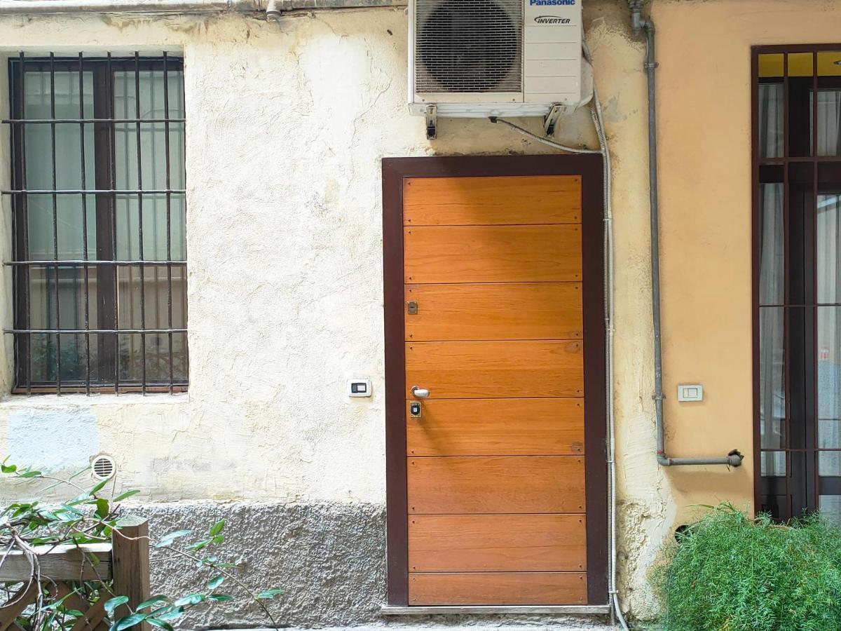 Apartamento Bomboniera Nel Cuore Di Navigli Milão