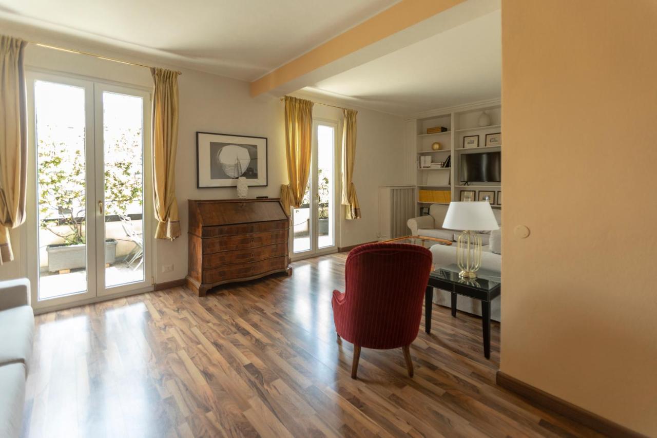 Apartamento Montenapoleone - Sant Andrea Charme Penthouse Milão