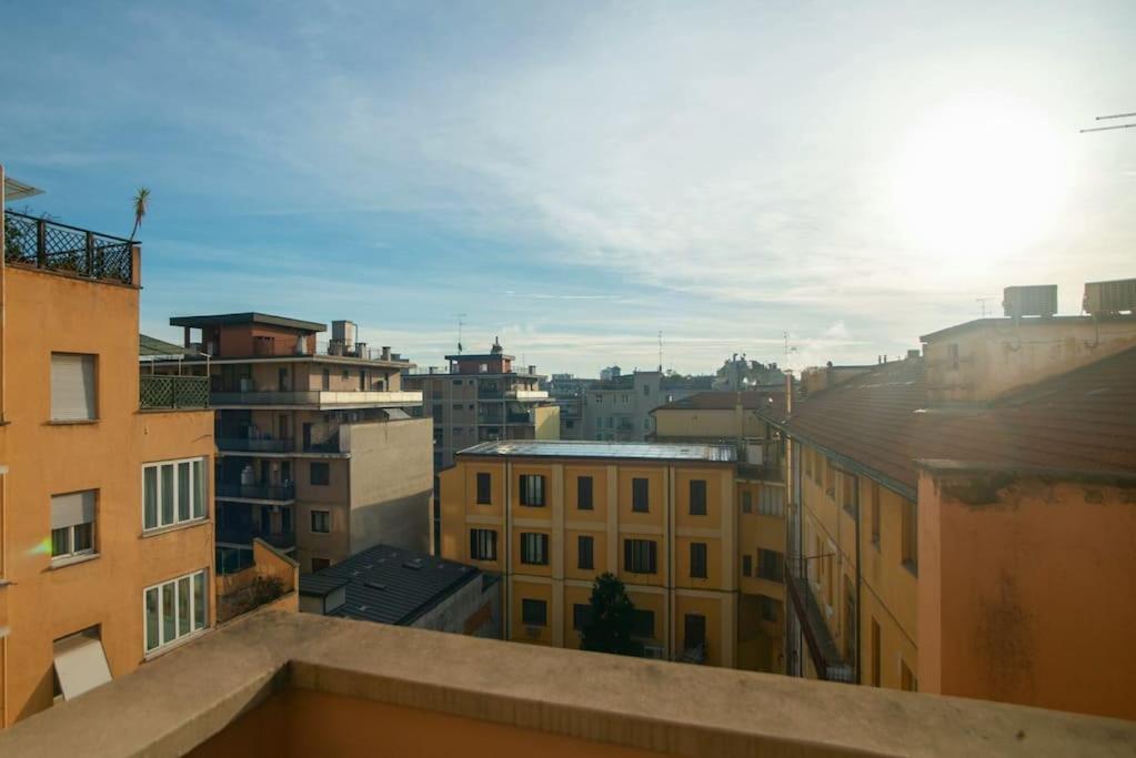 Repubblica Lux * Milan