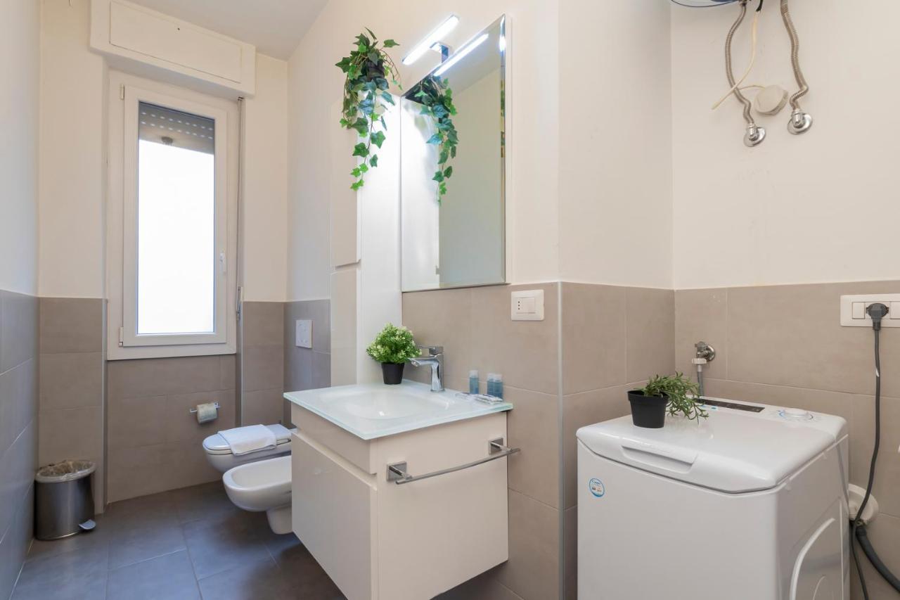 Apartment Renovated Close To Station Ponte Seveso 42 *