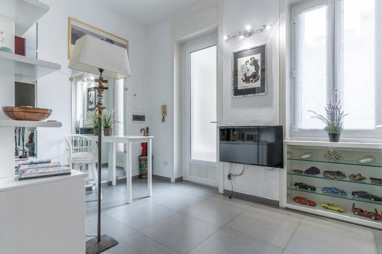 Apartment S. Ambrogio Square Milan