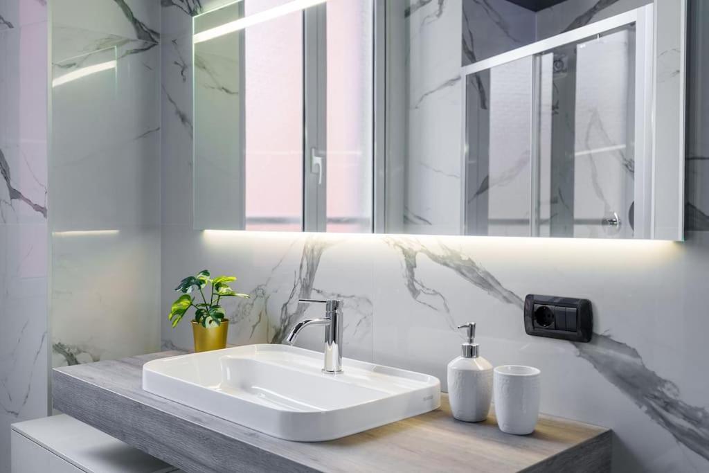 Appartamento Free Parking Centro - Luxury In Pt Venezia *