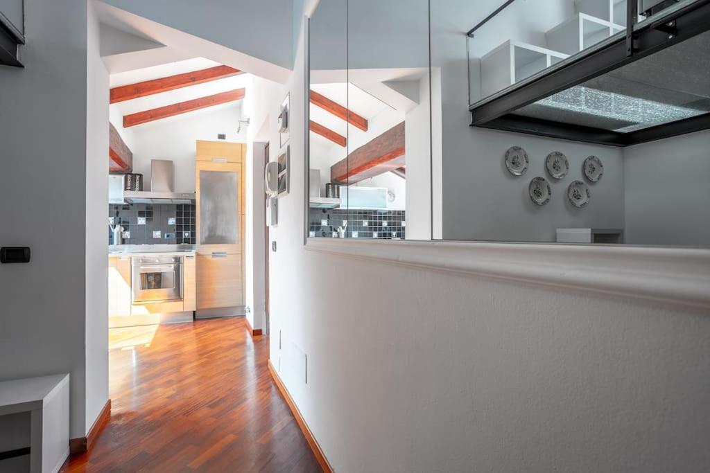De Amicis' Nest - Center Apartment