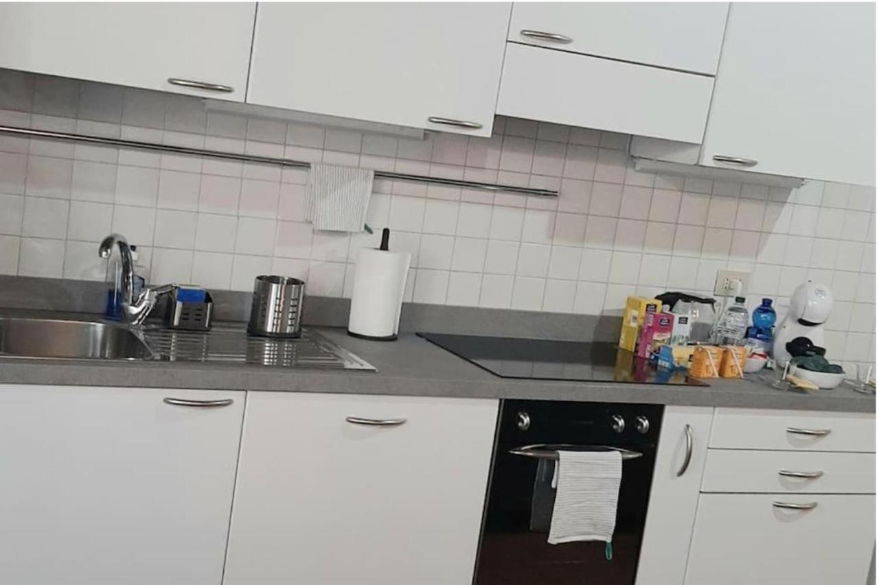 Il Rifugio Sui Navigli Con Garage Privato Gratuito Aria Condizionata & Wi-fi * Milão