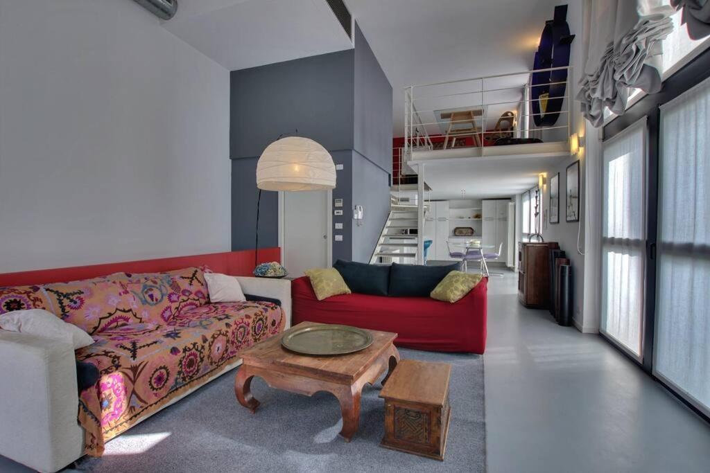 Design Loft - 5 Mins From Fondazione Prada Apartment Milan