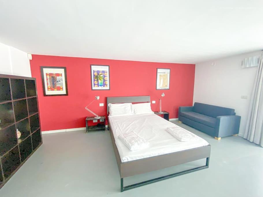 Design Loft - 5 Mins From Fondazione Prada Apartment