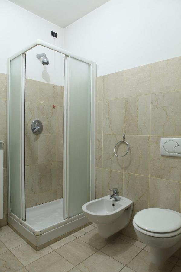 Terrace Close To Metro Station Apartment Milan