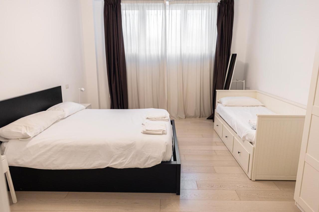 Elegante E Spazioso Quadrilocale In Porta Venezia Appartamento
