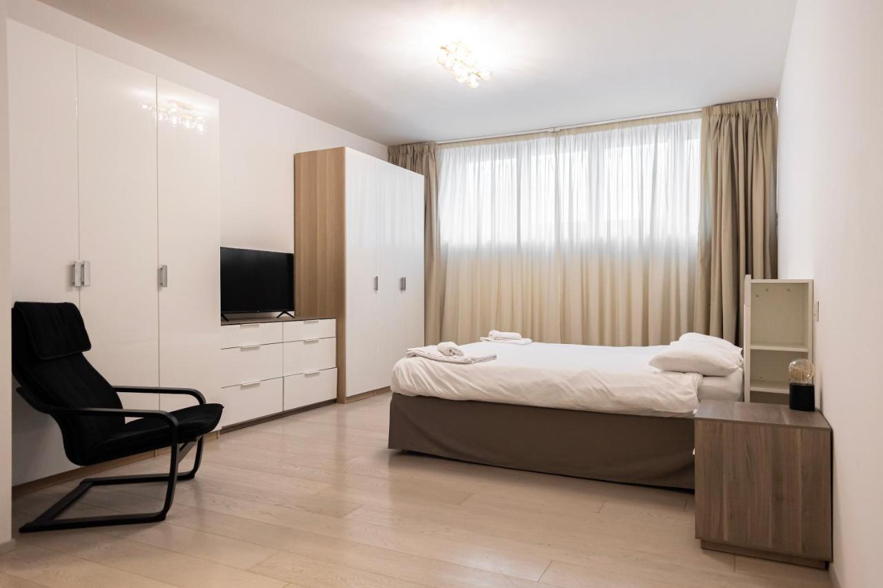 Elegante E Spazioso Quadrilocale In Porta Venezia Milano